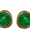 ATELIER MAYER, vintage de luxe Luxe vintage. La mode est au rétro, au vintage. Il est donc fort logique que l'on trouve des sites comme Atelier Mayer qui ont la bonne idée de proposer des objets de luxe du passé en vente partout dans le monde grâce à la plus grande invention du siècle, Internet!