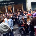 OFR, à la recherche du livre perdu Ofr, c'est une libraire particulière : vous avez la possibilité d'écrire un courrier électronique au site internet pour leur faire part du titre que vous recherchez. Ces passionnés d'Art et de littérature mettront tout en œuvre pour vous le dégoter! Plutôt sympa, non?