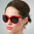 Easy Lunettes Easy Lunettes propose un vaste choix de lunette de designers, lunettes de soleil, lunettes de vue et verres de contact. On y trouve des Ray Ban Wayfarer pas cher!